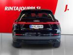 Audi e-tron 2021 Musta