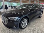 Audi e-tron 2021 Musta