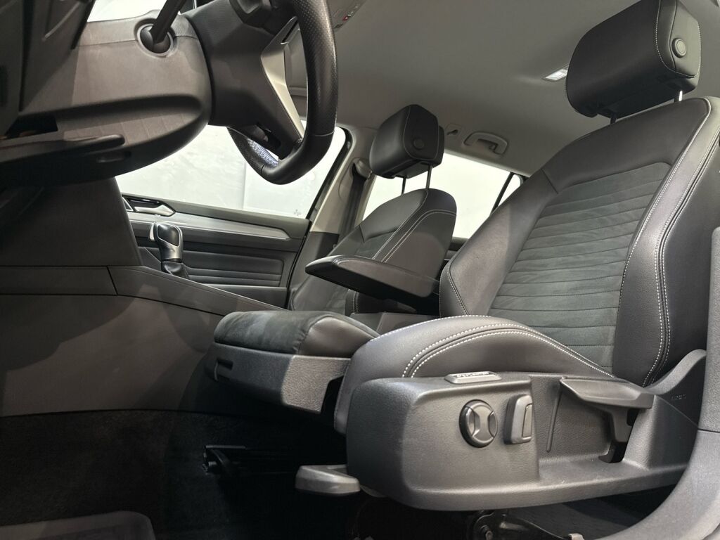 Volkswagen Passat 2021 Harmaa