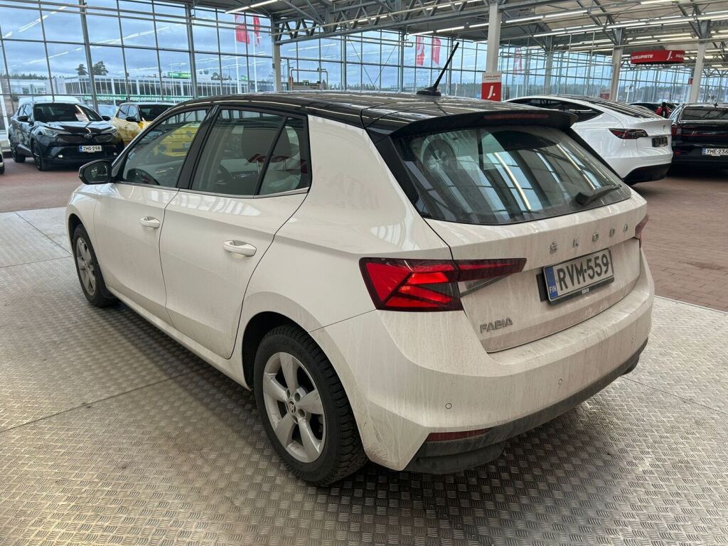 Skoda Fabia 2022 Valkoinen