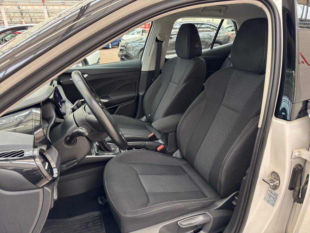 Skoda Fabia 2022 Valkoinen