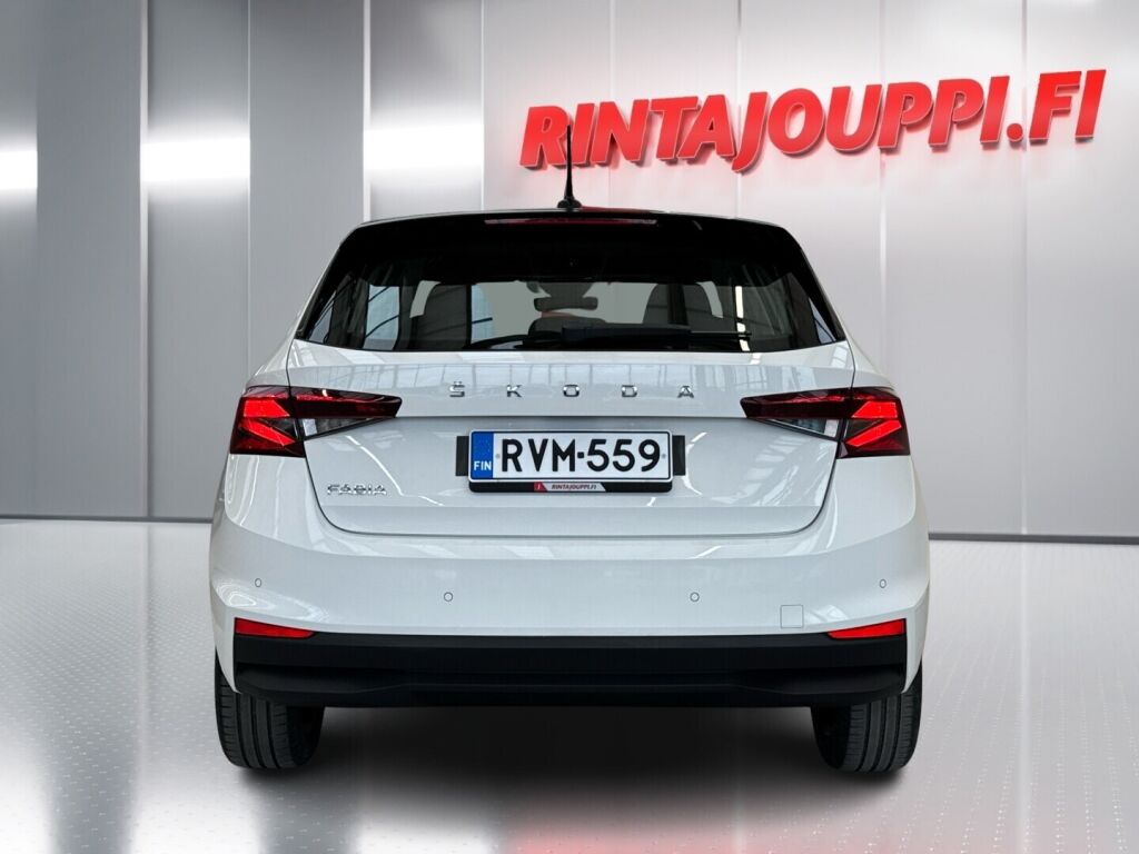 Skoda Fabia 2022 Valkoinen