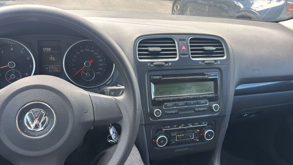 Volkswagen Golf 2010 Hopea