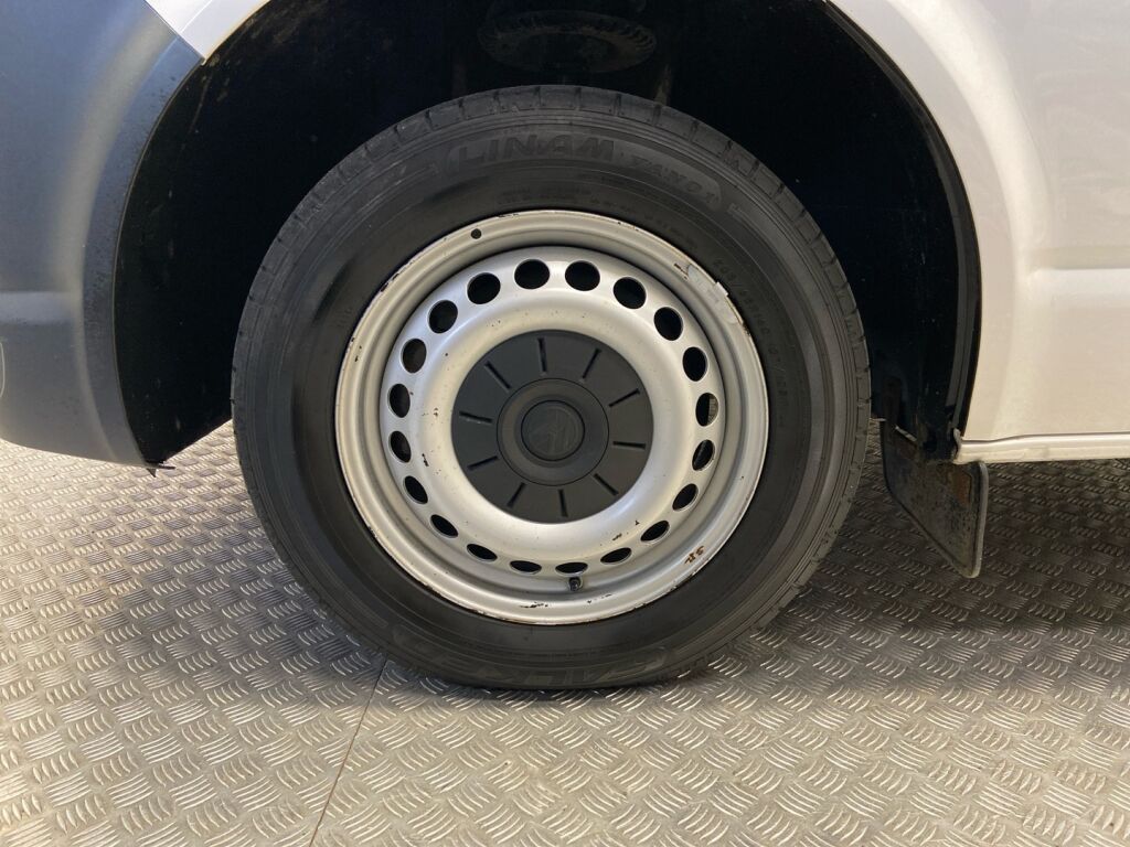 Volkswagen Transporter 2018 Valkoinen