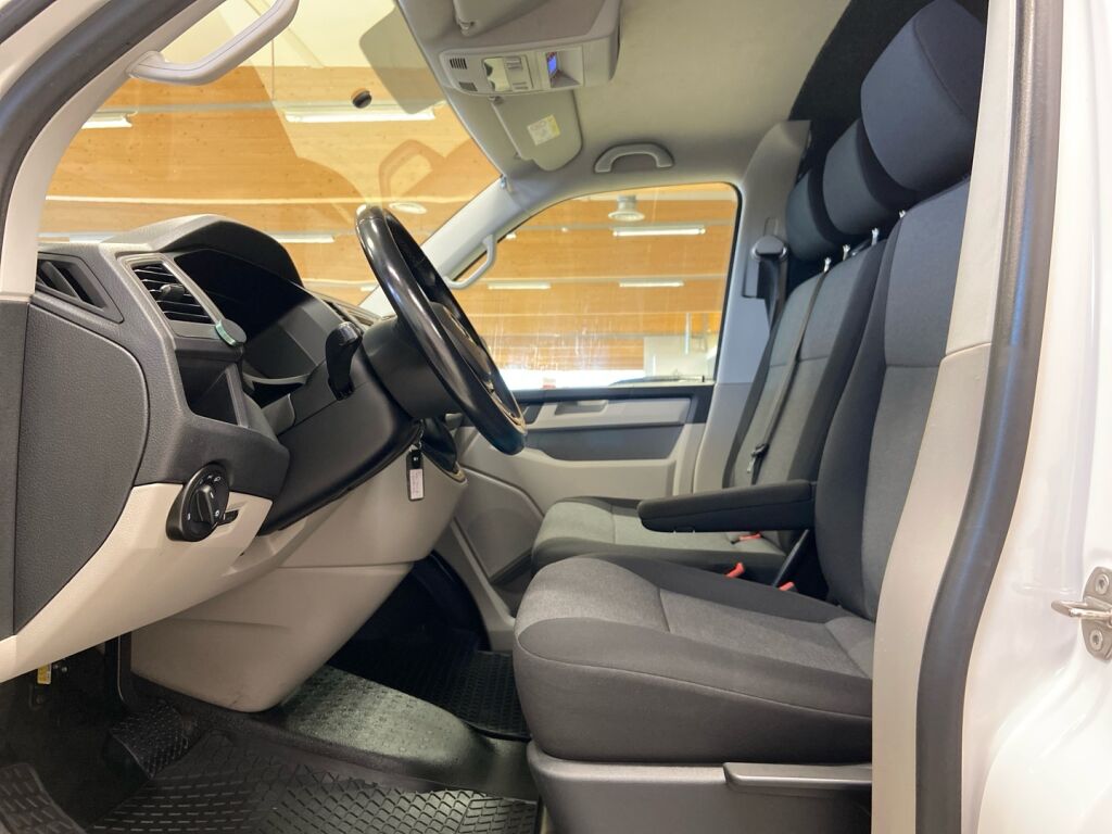 Volkswagen Transporter 2018 Valkoinen