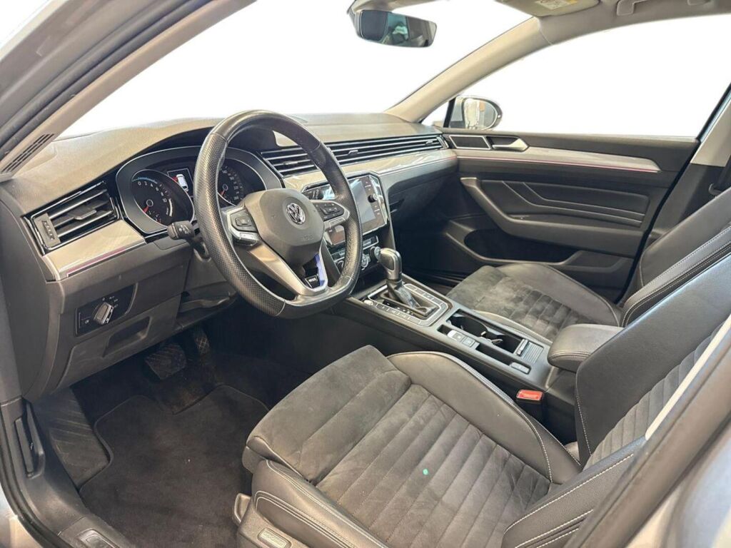 Volkswagen Passat 2020 Hopea