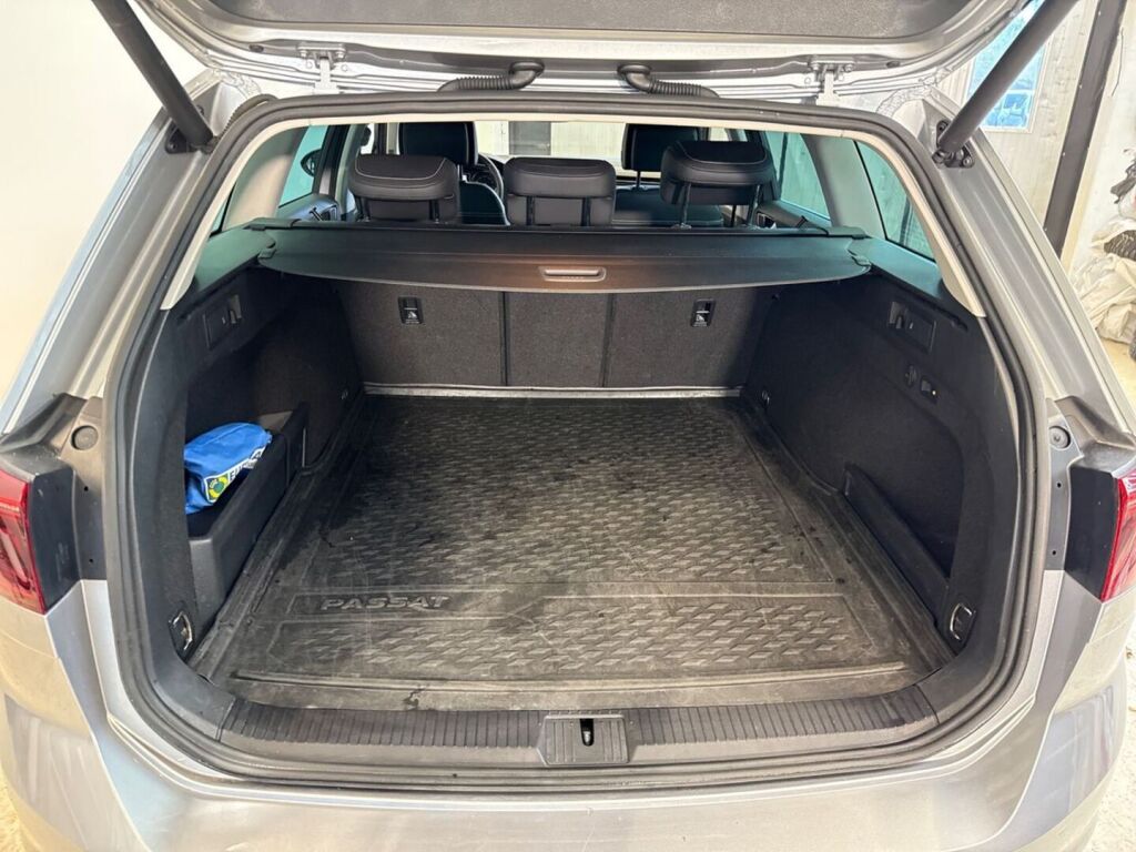 Volkswagen Passat 2020 Hopea