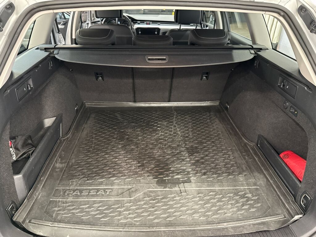 Volkswagen Passat 2020 Hopea