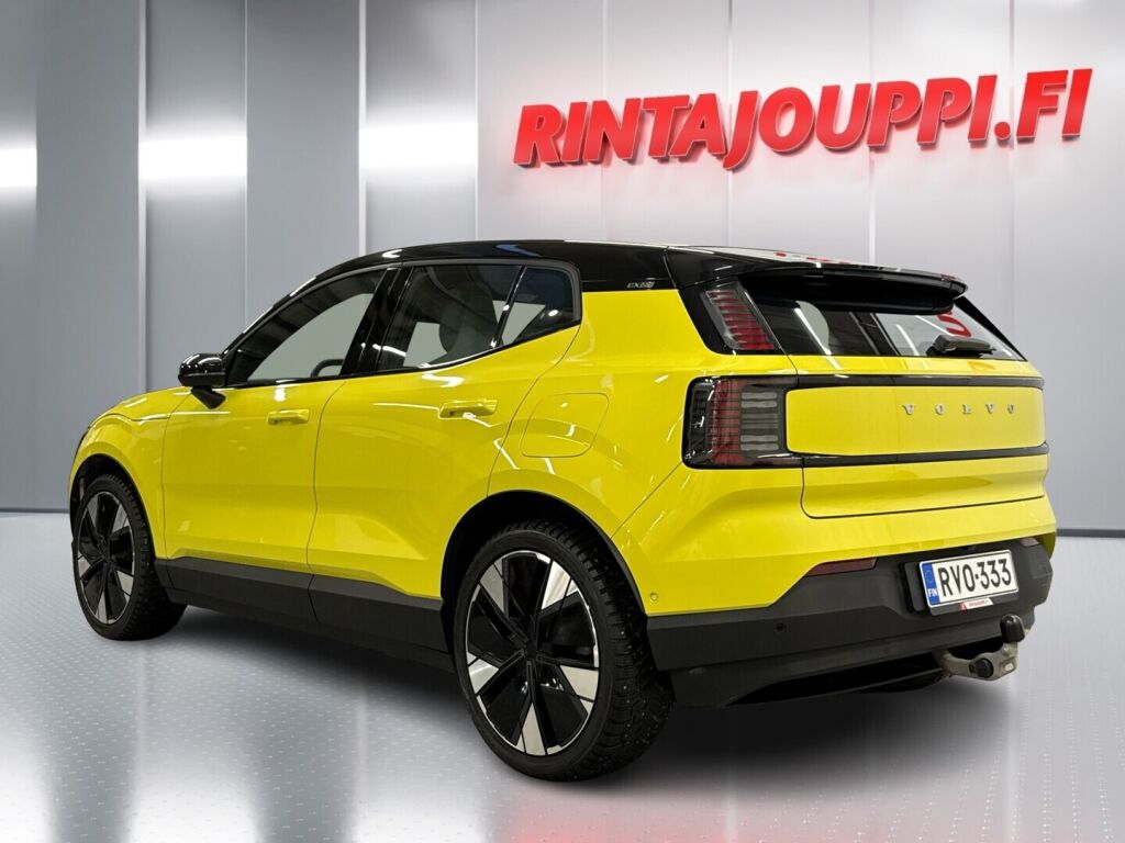 Volvo EX30 2024 Keltainen