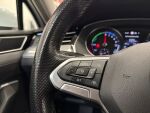 Volkswagen Passat 2020 Valkoinen