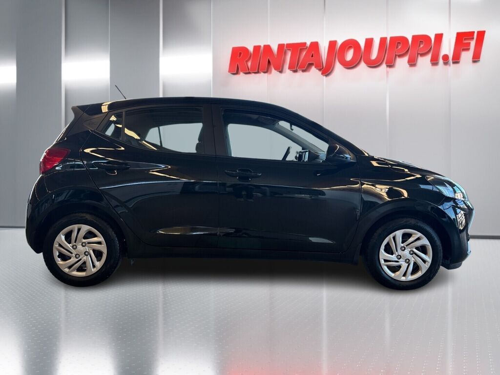 Hyundai i10 2024 Musta