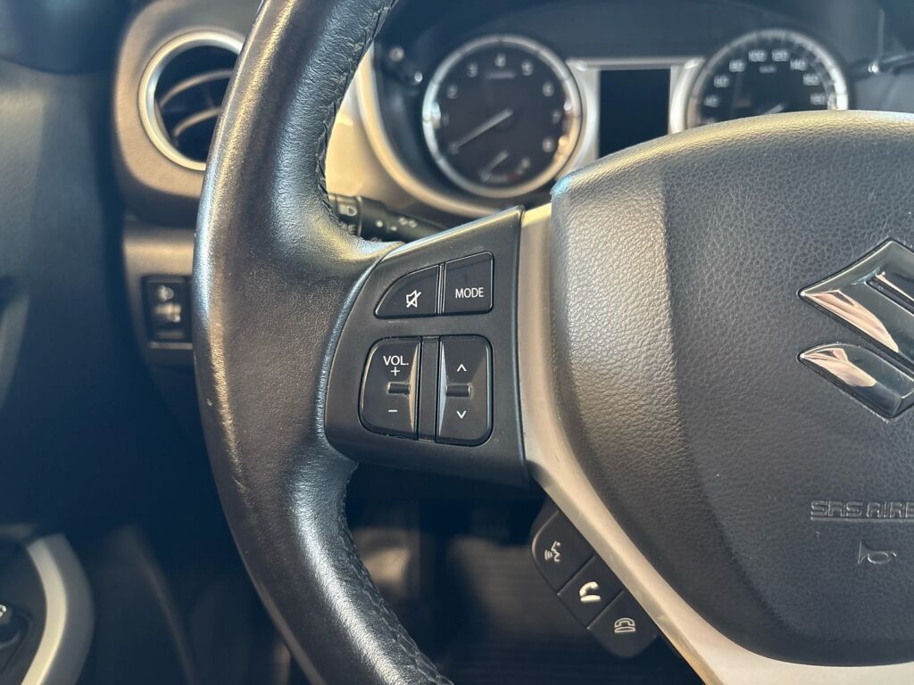 Suzuki Vitara 2015 Valkoinen
