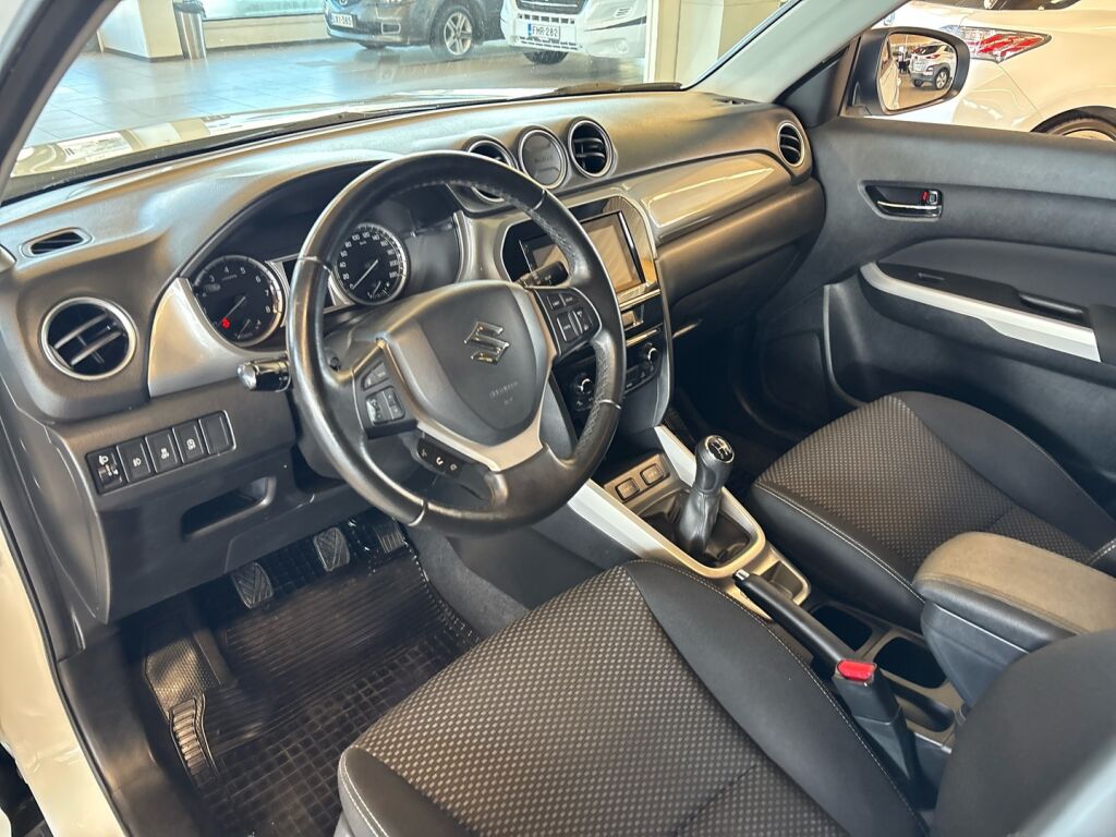 Suzuki Vitara 2015 Valkoinen