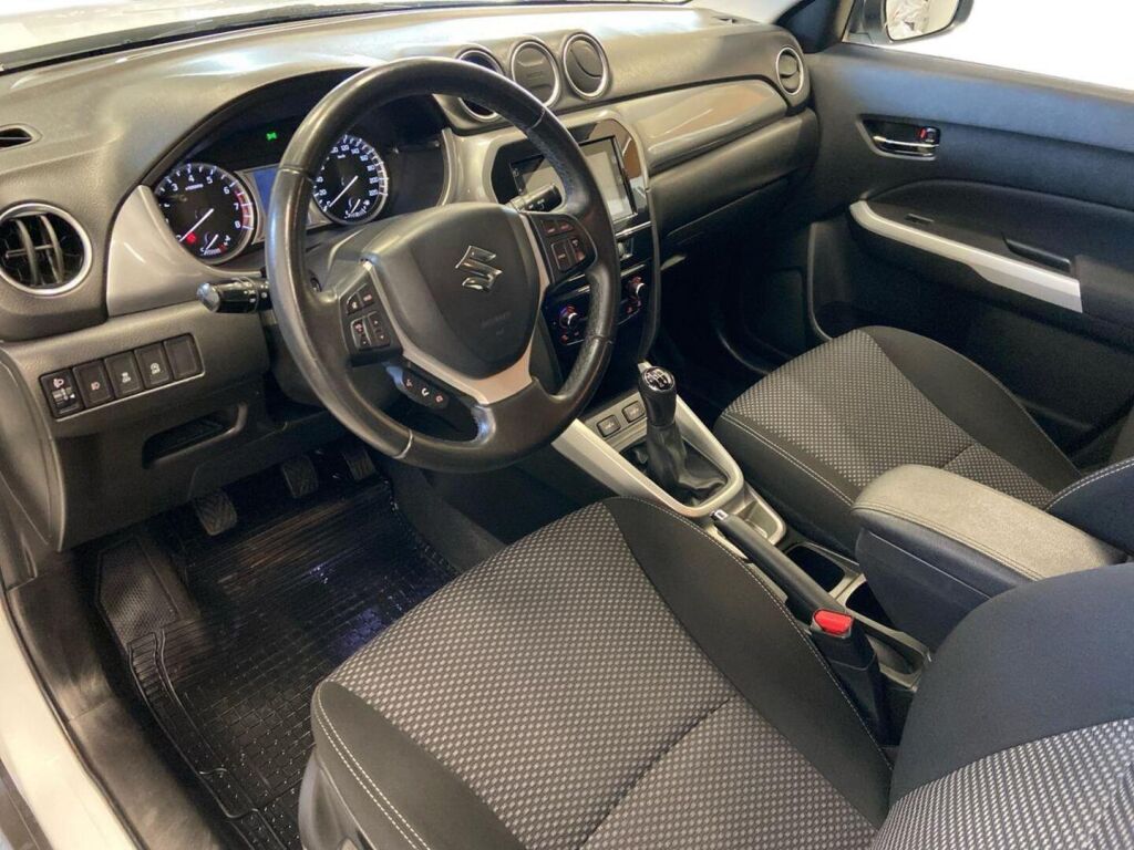Suzuki Vitara 2015 Valkoinen
