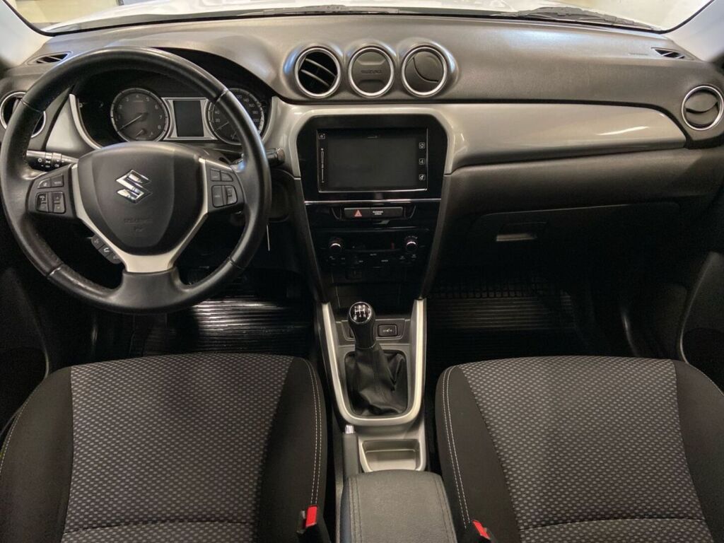 Suzuki Vitara 2015 Valkoinen