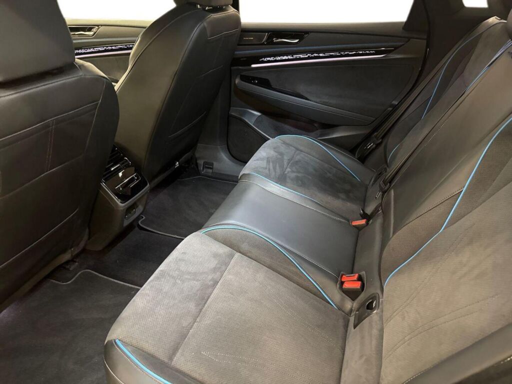 Volkswagen ID.7 2024 Harmaa