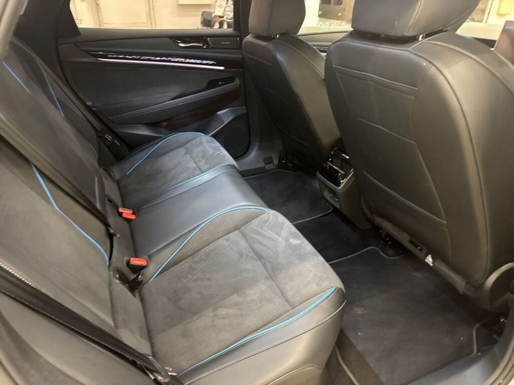 Volkswagen ID.7 2024 Harmaa