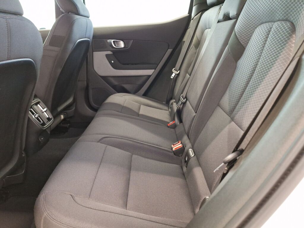 Polestar 2 2022 Valkoinen