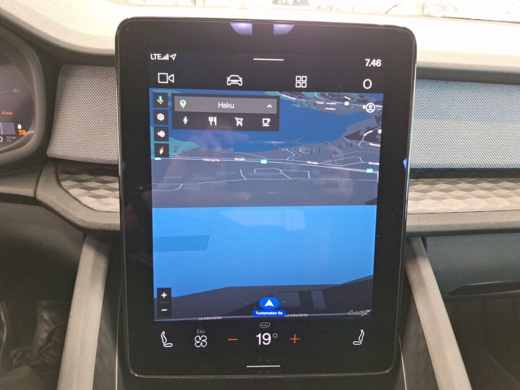 Polestar 2 2022 Valkoinen