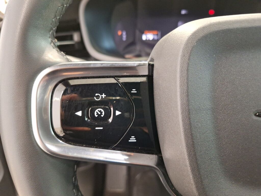 Polestar 2 2022 Valkoinen