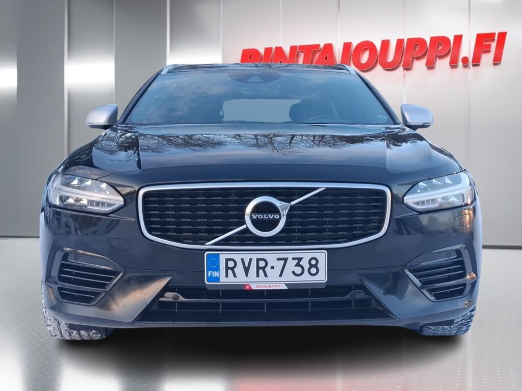 Volvo V90 2019 Musta