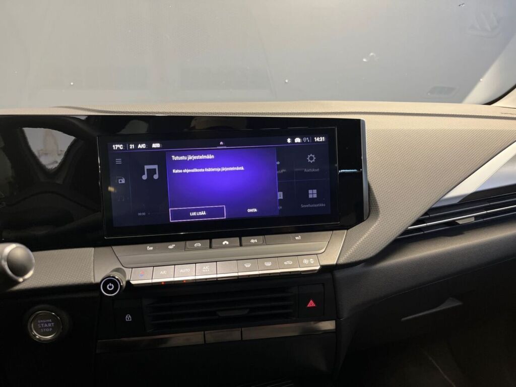 Opel Astra 2024 Valkoinen
