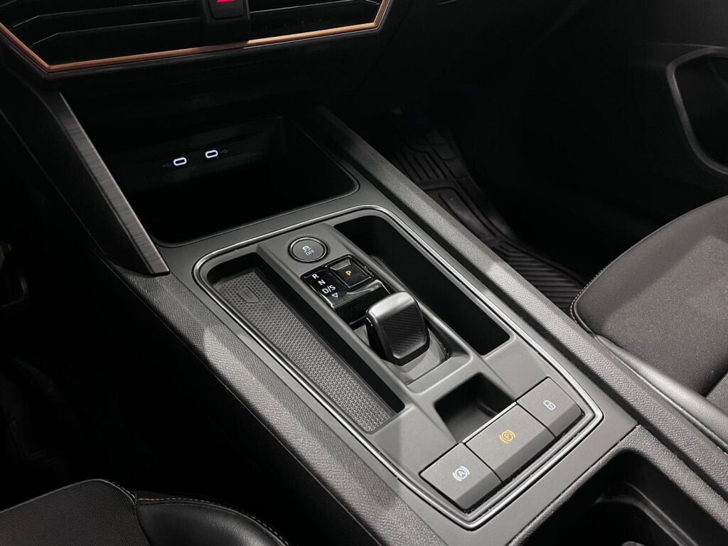 Cupra Leon Sportstourer 2020 Harmaa