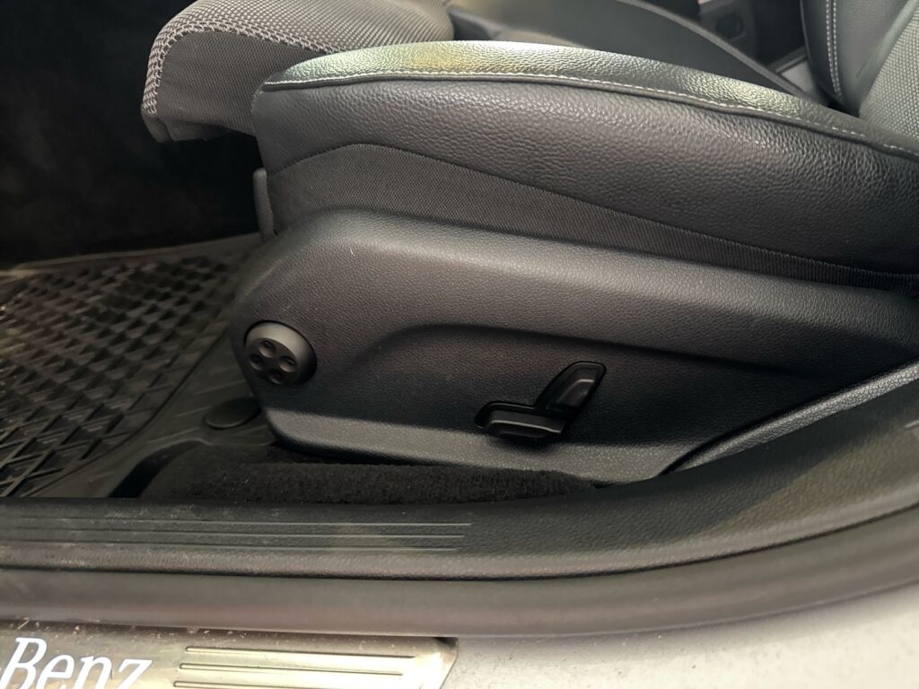 Mercedes-Benz E 2021 Hopea