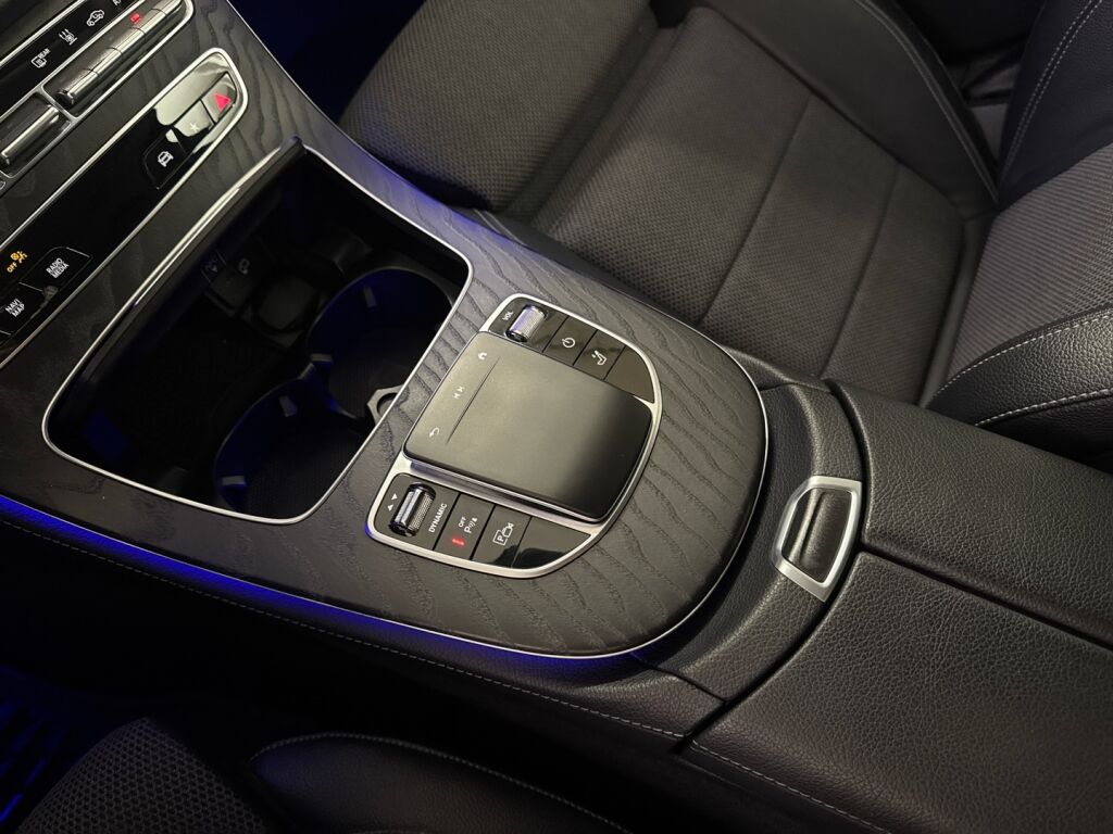 Mercedes-Benz E 2021 Hopea