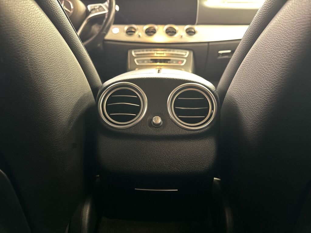 Mercedes-Benz E 2021 Hopea