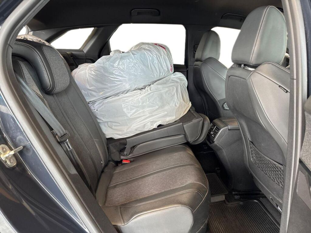 Peugeot 3008 2021 Harmaa