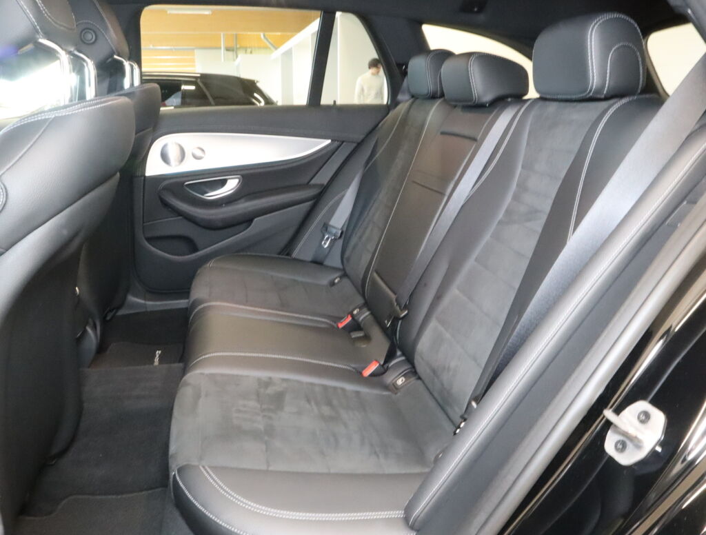 Mercedes-Benz E 2019 Musta