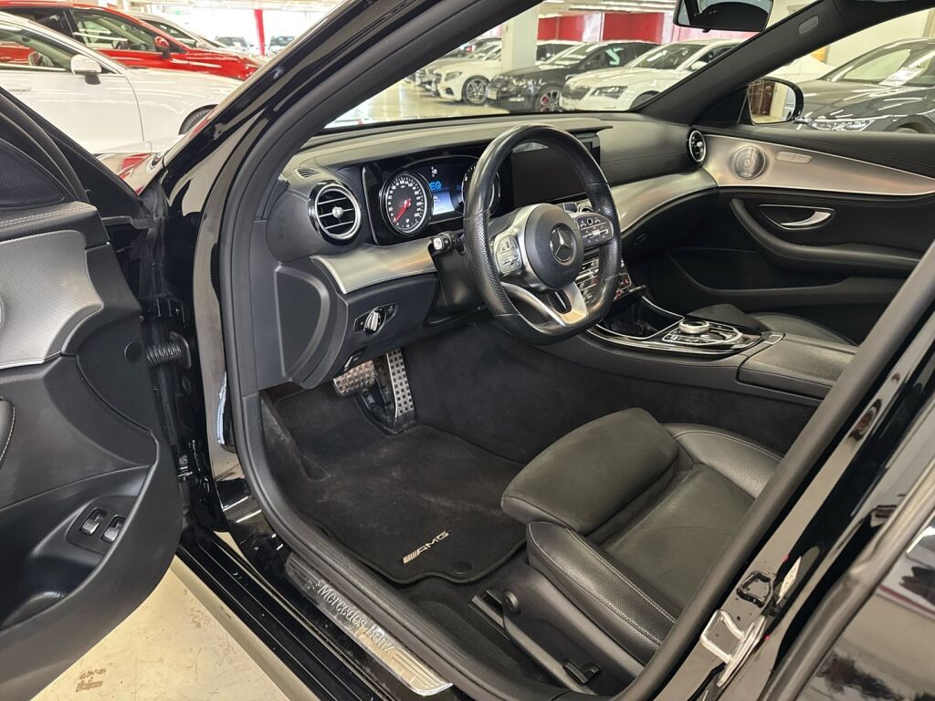 Mercedes-Benz E 2019 Musta