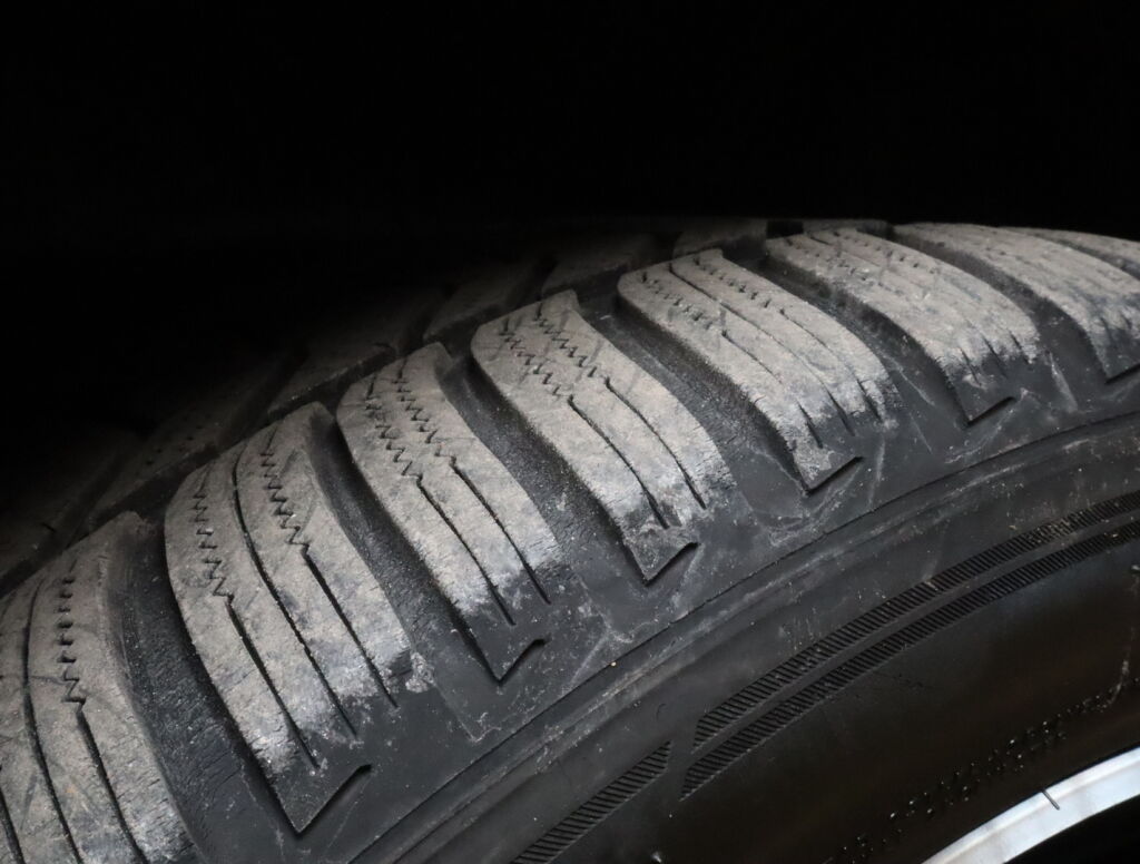 Mercedes-Benz E 2019 Musta