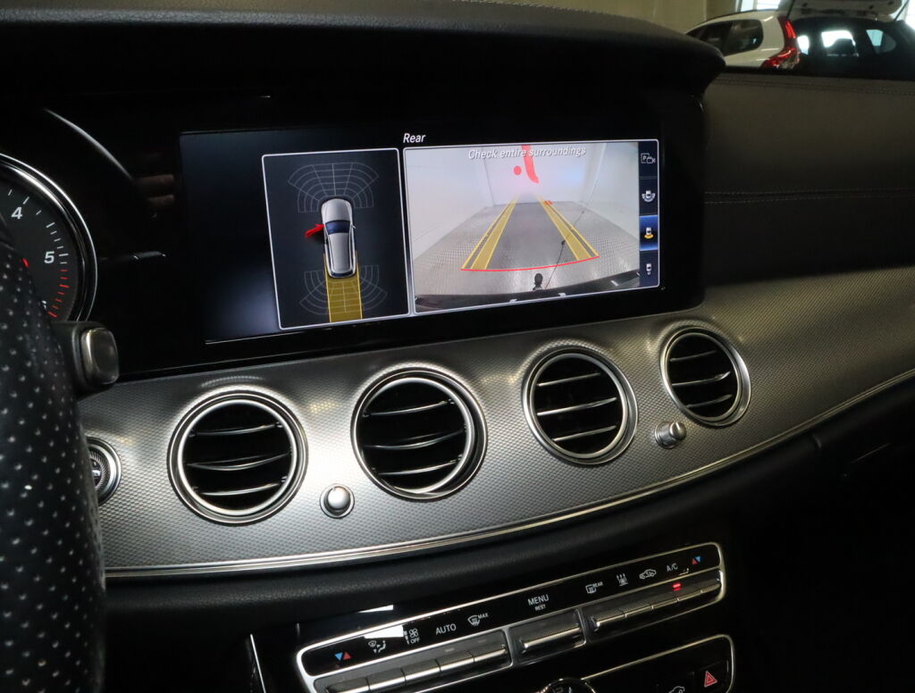 Mercedes-Benz E 2019 Musta