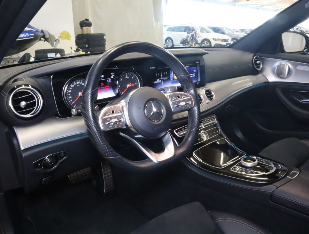Mercedes-Benz E 2019 Musta