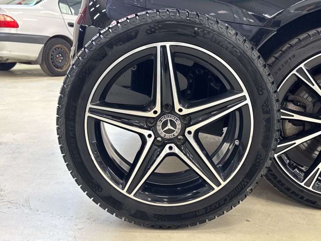 Mercedes-Benz E 2019 Musta