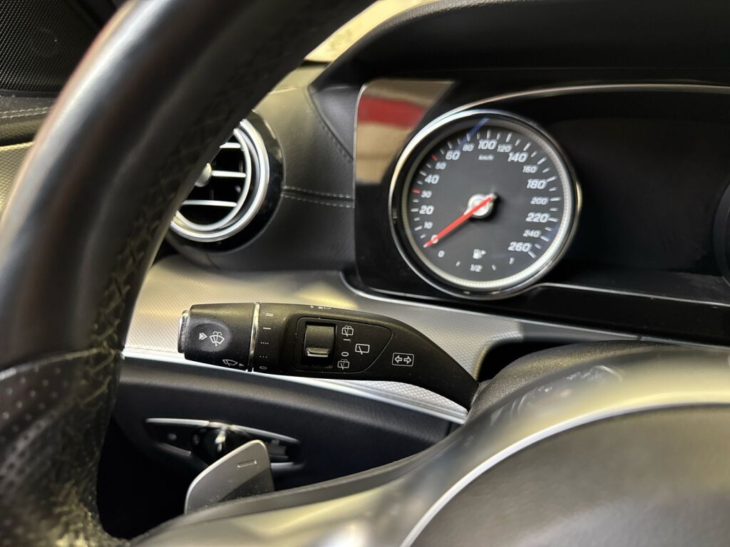 Mercedes-Benz E 2019 Musta