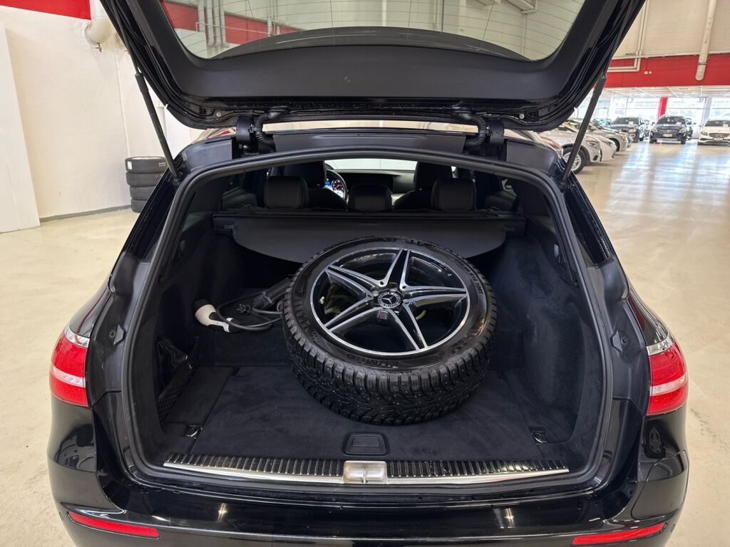Mercedes-Benz E 2019 Musta