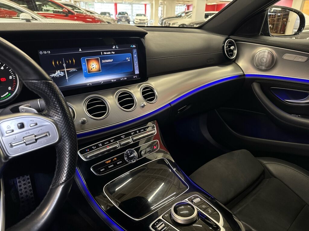 Mercedes-Benz E 2019 Musta