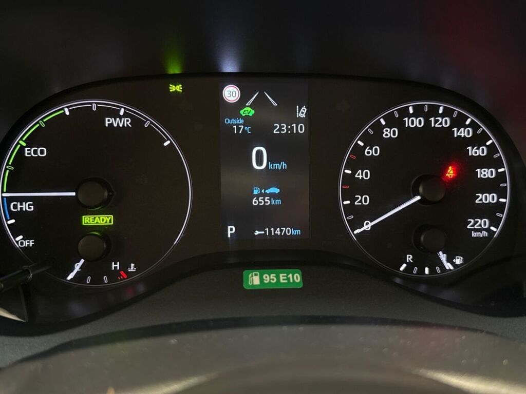 Toyota Yaris 2024 Musta