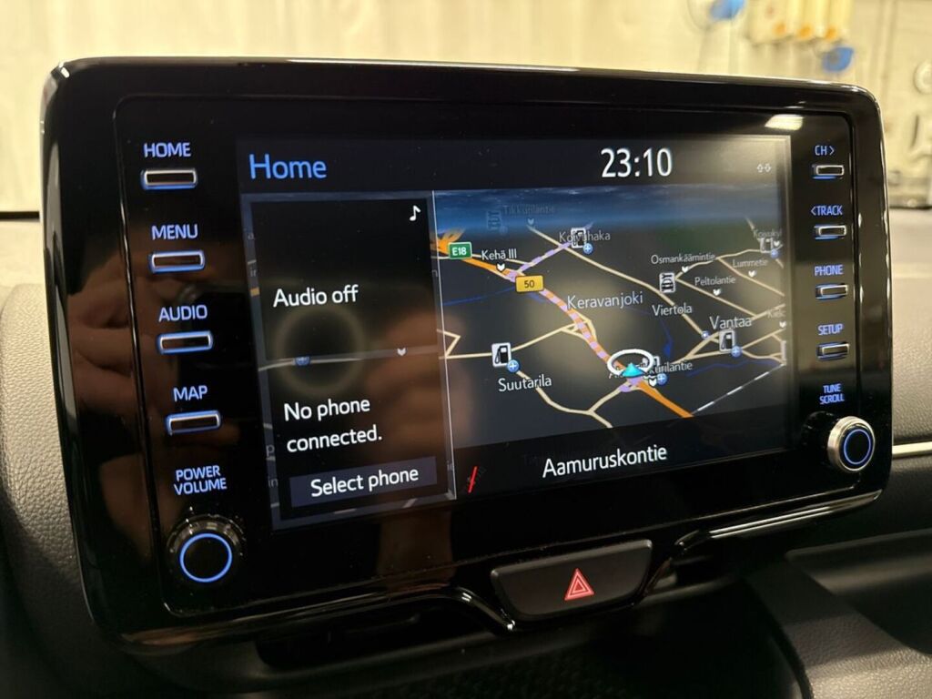 Toyota Yaris 2024 Musta