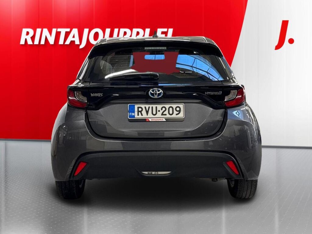 Toyota Yaris 2024 Harmaa