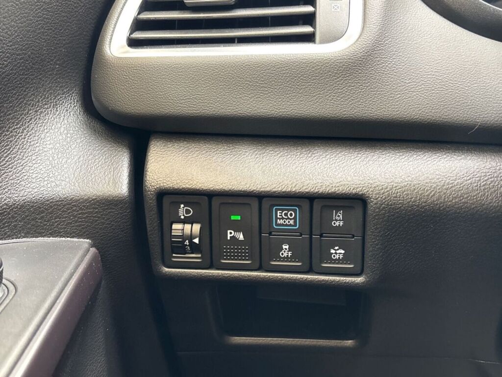 Suzuki S-Cross 2025 Sininen