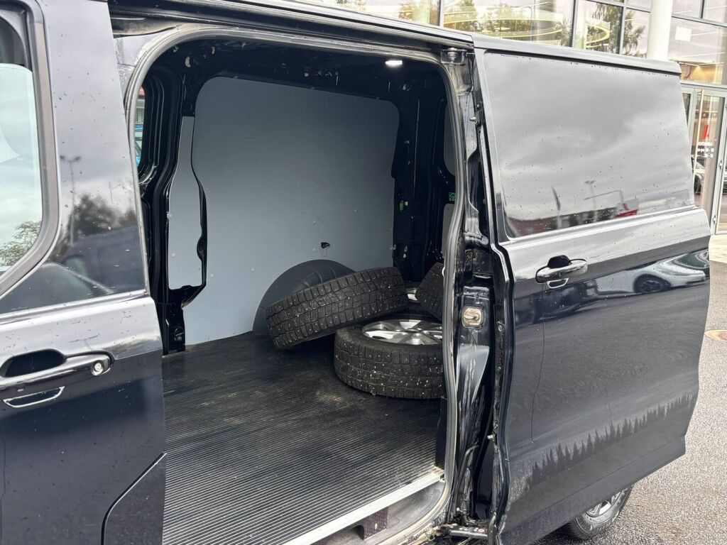 Ford Transit Custom 2024 Agate Black