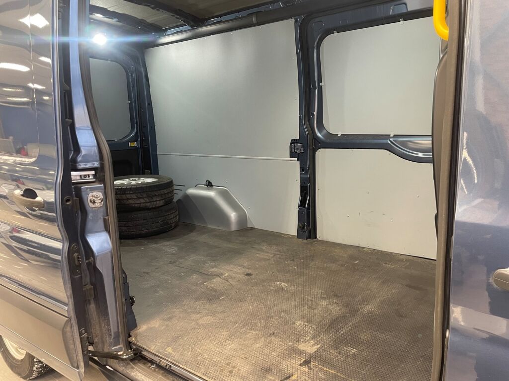 Ford Transit 2024 Chrome Blue
