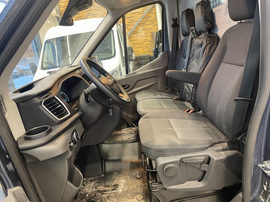 Ford Transit 2024 Chrome Blue