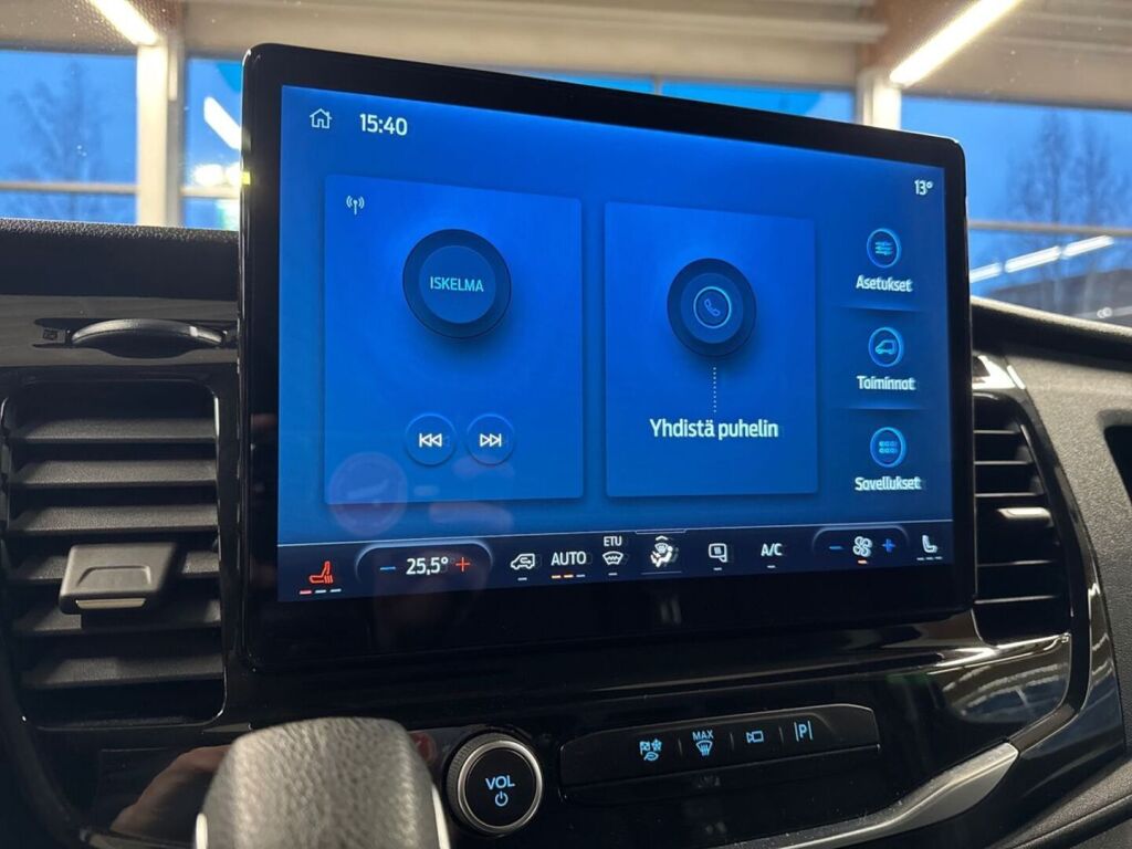 Ford Transit 2024 Chrome Blue