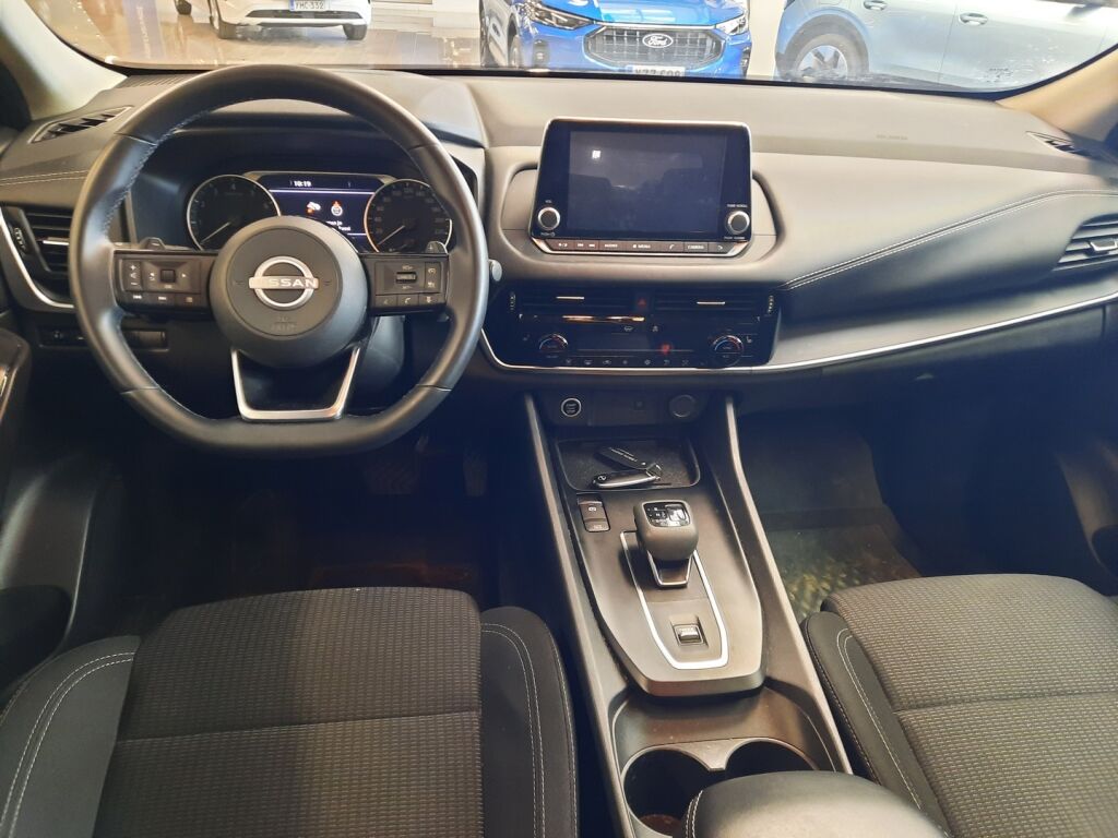 Nissan Qashqai 2024 Musta