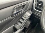 Nissan Qashqai 2024 Sininen